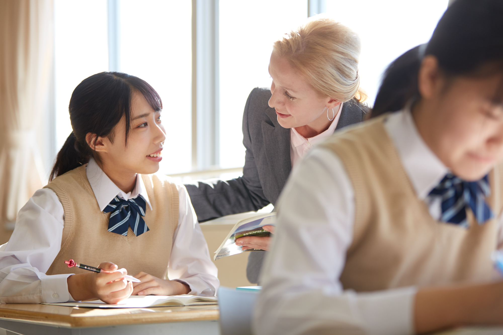 沖縄グローバル高等学院の多彩なコース紹介